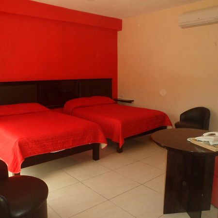 Hotel Rivera Inn Tamazunchale Екстериор снимка