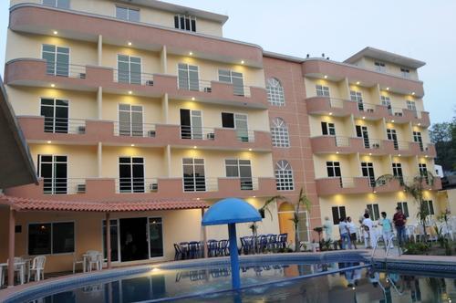 Hotel Rivera Inn Tamazunchale Екстериор снимка